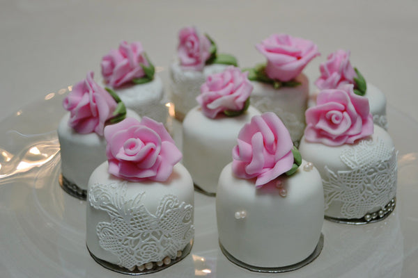 Mini cakes by sugar street boutique. mini cakes. mini roses cake. mini carrot cakes. mini fondant cakes. fondant. toronto mini cakes. roses. fondant roses. bridal cakes. bridal mini cakes. bridal cakes toronto. baby shower cakes toronto. baby shower cakes. designer cakes. designer mini cakes. carrot cake. carrot mini cakes. mini fondant roses cakes. lace cakes. mini lace cake. sweet lace. lace cake toronto.