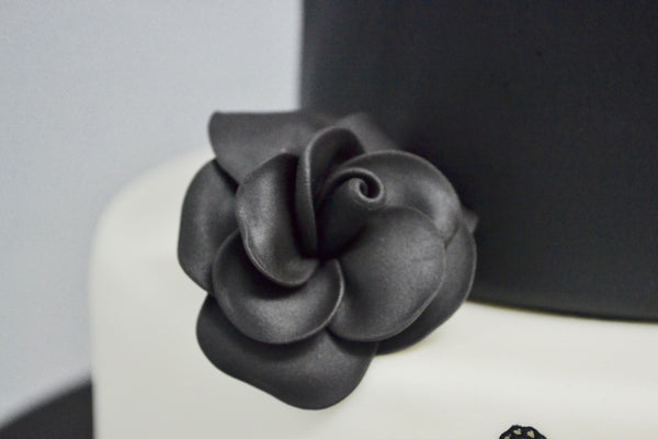 Black & White 3 Tier Wedding Cake by Sugar Street Boutique Toronto. Black roses wedding cake.