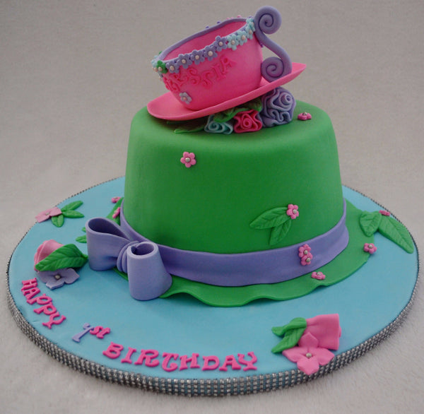 Alice in Wonderland Mad Hatter Cake by Sugar Street Boutique Toronto Ontario Canada Vanilla Cake HappyCake Fondant Masterpiece Luxury Cake  Teacup cake hat cake Colourful Cake Kids Cake Cute Cake Girl Cakes