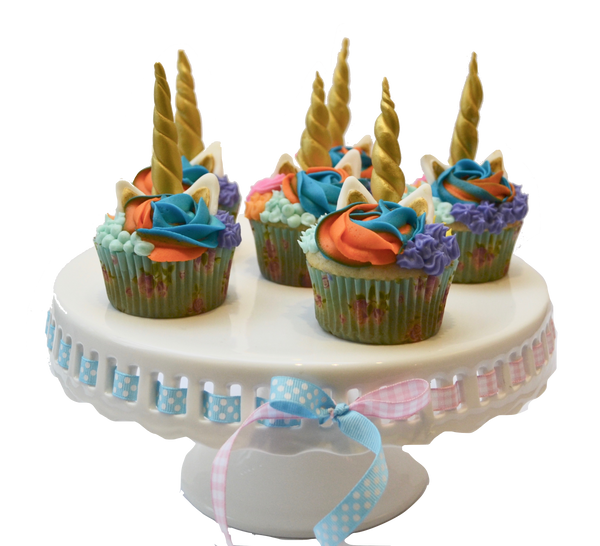 unicorn cupcakes. toronto cupcakes. sugar street boutique. multicoloured cupcakes. edible unicorn. unicorn cupcake toppers. 