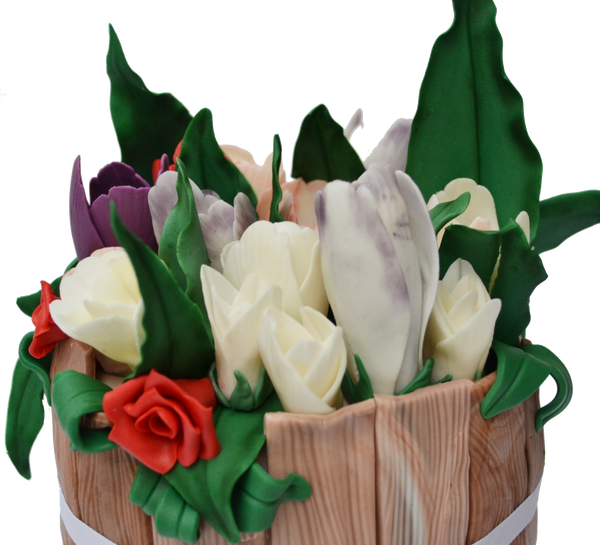 Tulip and roses basket cake. Edible roses and tulips cake. Sugar Street Boutique. Toronto cakes