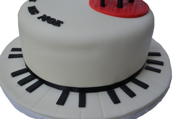 Piano Cake. Chocolate Cake. Fondant Piano. Pianist Cake. Sugar Street Boutique Toronto. Cakes Toronto.