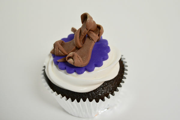 high heel cupcakes by sugar street boutique. cupcake toronto. sugar street boutique toronto. high heel cupcakes toronto. high heel cupcakes. mini high heels fondant. high heel fondant. chocolate marshmallow cupcake. chocolate marshmallow cupcake toronto. chocolate cupcake. marshmallow icing. dancing shoes fondant. dancing shoes cupcakes. dancing shoe cupcake. dancing shoes cupcakes toronto.