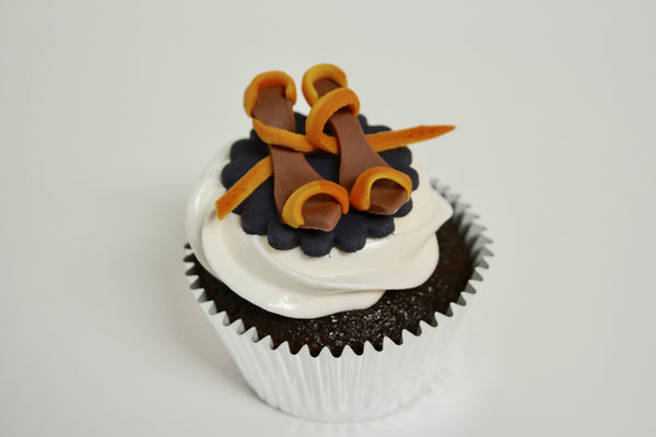 high heel cupcakes by sugar street boutique. cupcake toronto. sugar street boutique toronto. high heel cupcakes toronto. high heel cupcakes. mini high heels fondant. high heel fondant. chocolate marshmallow cupcake. chocolate marshmallow cupcake toronto. chocolate cupcake. marshmallow icing. dancing shoes fondant. dancing shoes cupcakes. dancing shoe cupcake. dancing shoes cupcakes toronto.